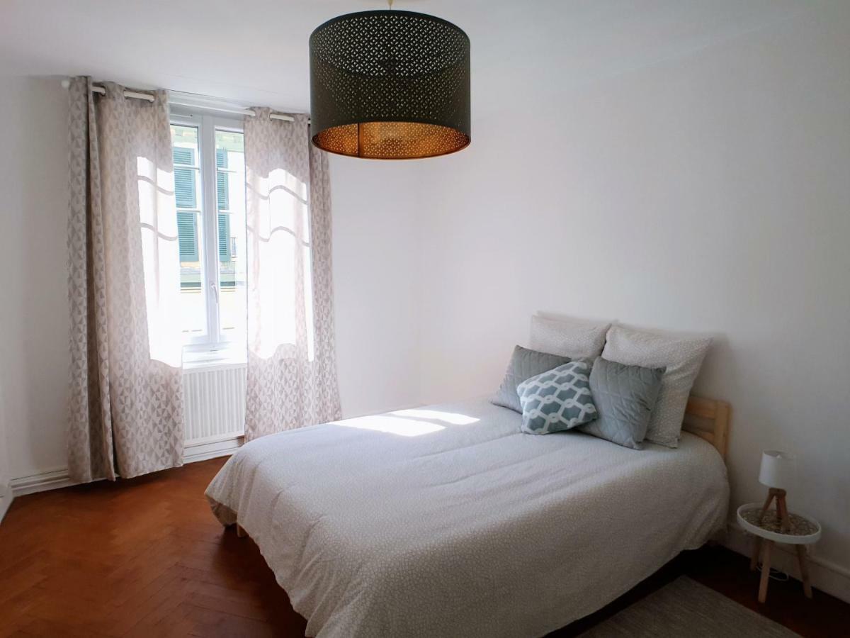 Au 36, Les Apparts Hotel Joigny Exterior photo