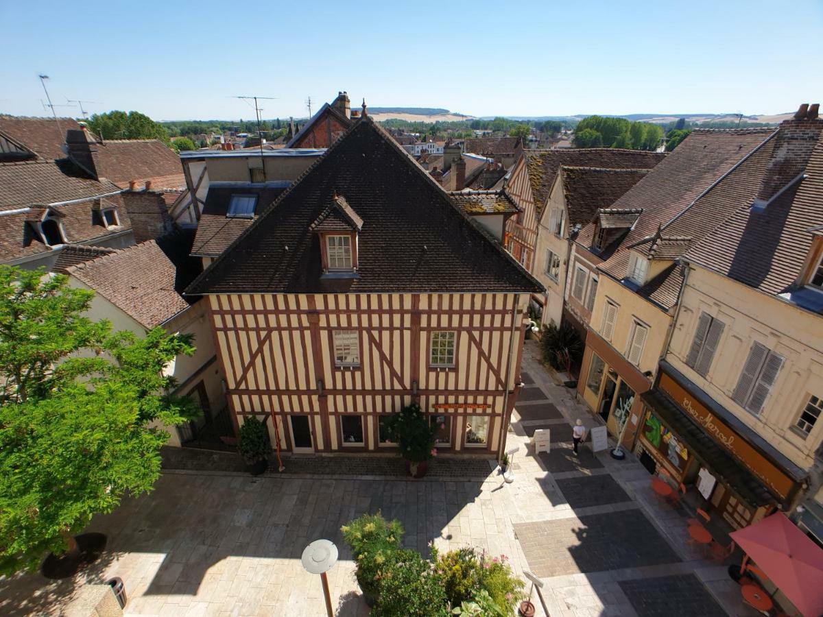 Au 36, Les Apparts Hotel Joigny Exterior photo