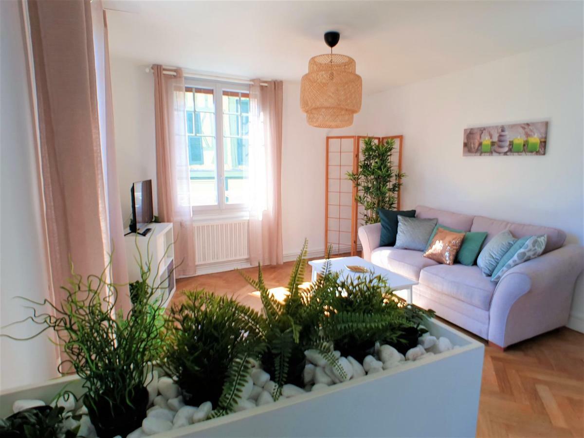 Au 36, Les Apparts Hotel Joigny Exterior photo